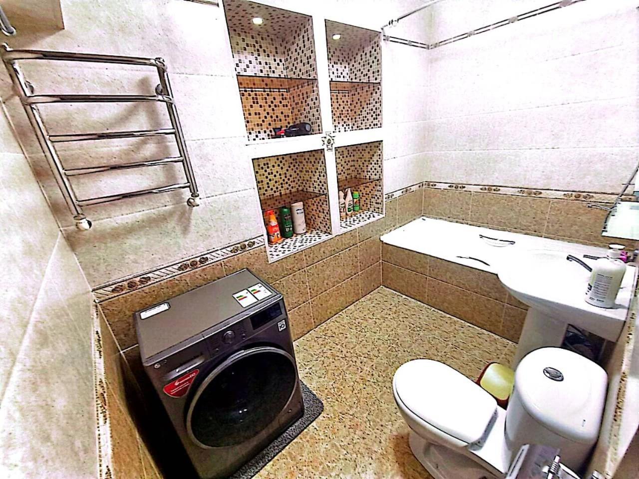 City Center Apartment 2 Ташкент Екстериор снимка